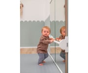 EduCasa Spiegelwand mit Haltestange 7
