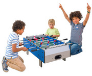 Betzold Sport Mini Tischkicker inkl 2 Kickerbällen 2