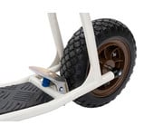 Betzold Tretroller mit Sitz 5