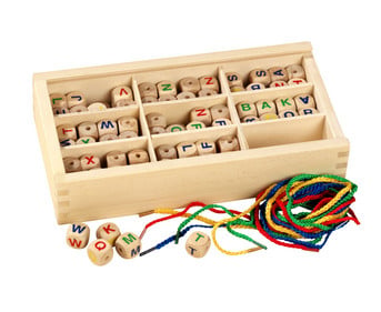 Betzold Fädelbuchstaben