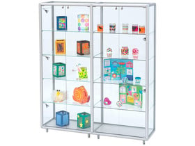 Breite Schrank-Vitrine