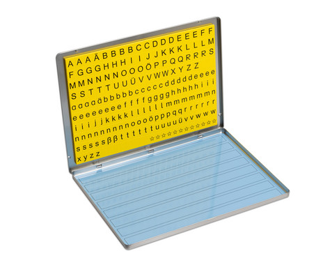 Betzold Lese-Magnetbox  mit 213 Buchstaben-Blöcken