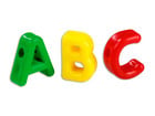 288 kunterbunte Fädelbuchstaben