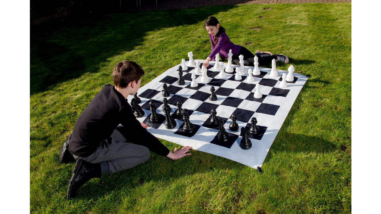 Großes Outdoor Schach-Spiel 1,58 x 1,58 m BETZOLD