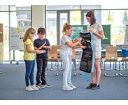 Betzold Rhythmik Tasche mit 26 Instrumenten 7