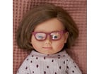 Babypuppe mit Brille
