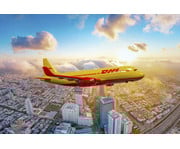 Siku DHL Frachtflugzeug mit Zubehör 7
