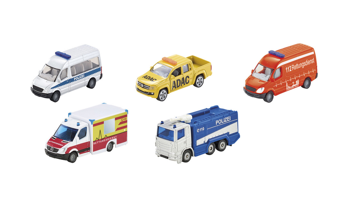 thumbnail image 2 of Outland Models HO Scale Gas Station Junk Set – 1:87 Resin Unassembled Kit – Gray 2 of 2