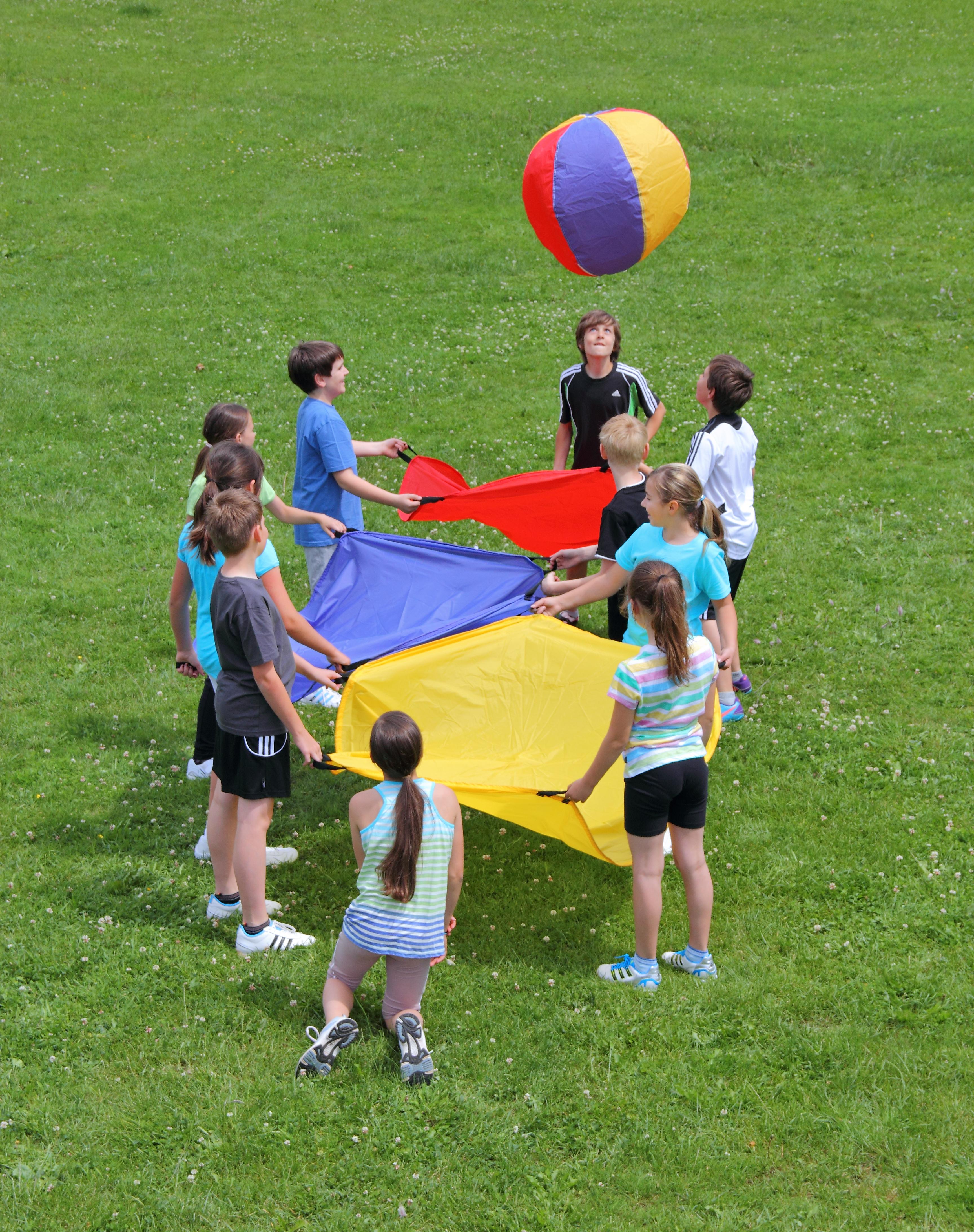 Betzold Schwungtuch-Ballspiel