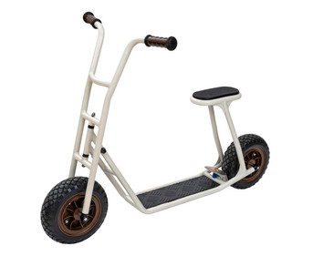 Betzold Tretroller mit Sitz